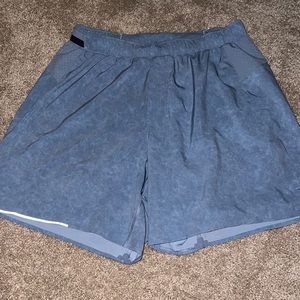Lululemon shorts 6 inch